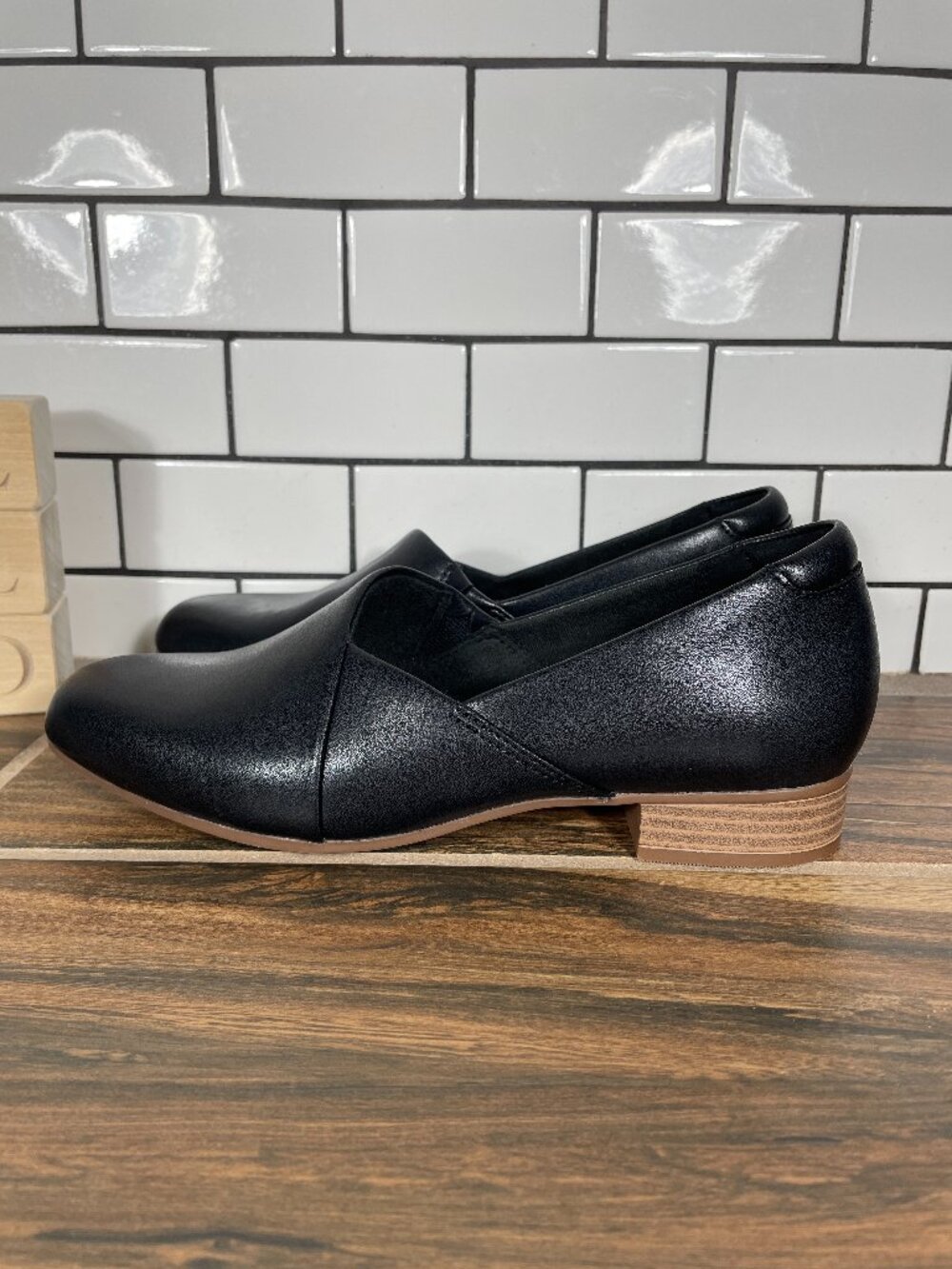 Clarks Juliet Palm Shoes Womens Size 7 Black Leather Slip On Comfort Loafers